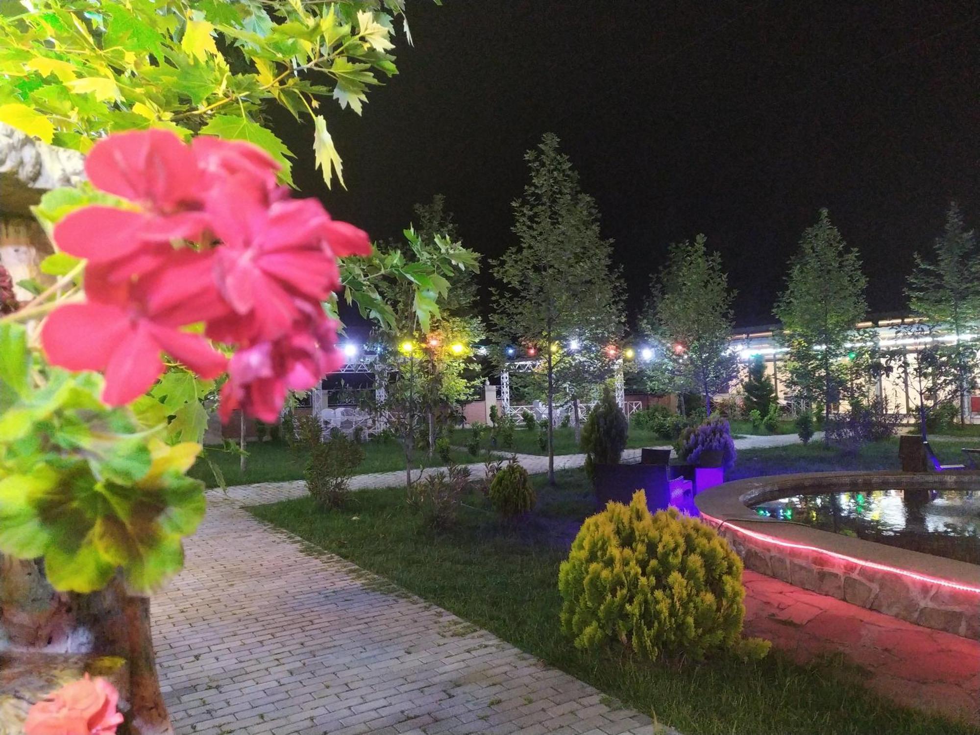 Gabala Bliss Inn Hotel And Restaurant Eksteriør billede